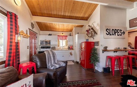 Photo of 742 Cedar Lane, Sugarloaf, CA 92386 (MLS # 26869863)