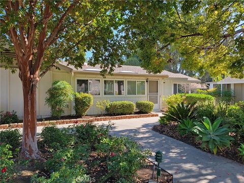 Photo of 510 Avenida Sevilla #C, Laguna Woods, CA 92637 (MLS # OC25257450)