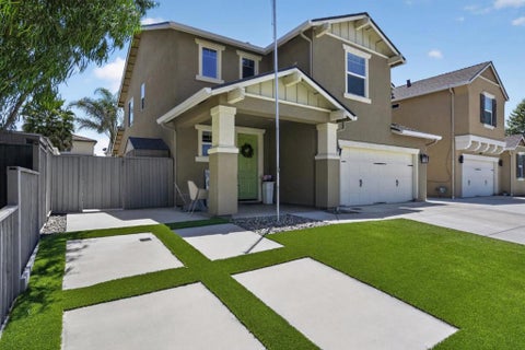 Photo of 251 Promise Way, Hollister, CA 95023 (MLS # ML82050139)