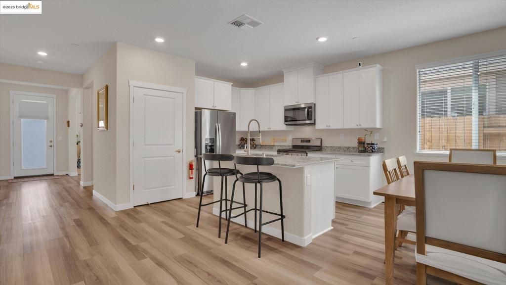 SUMMIT - Residential