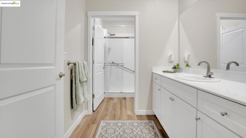 SUMMIT - Residential