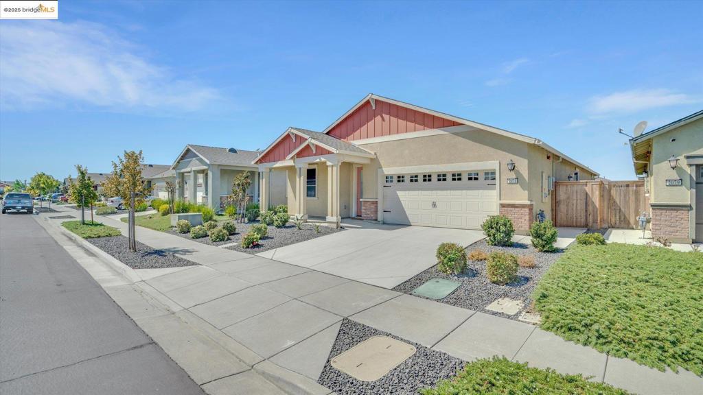 SUMMIT - Residential