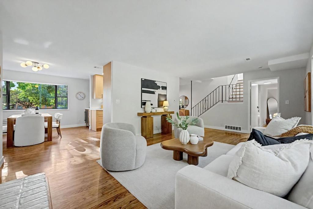 2894 Rustic Drive