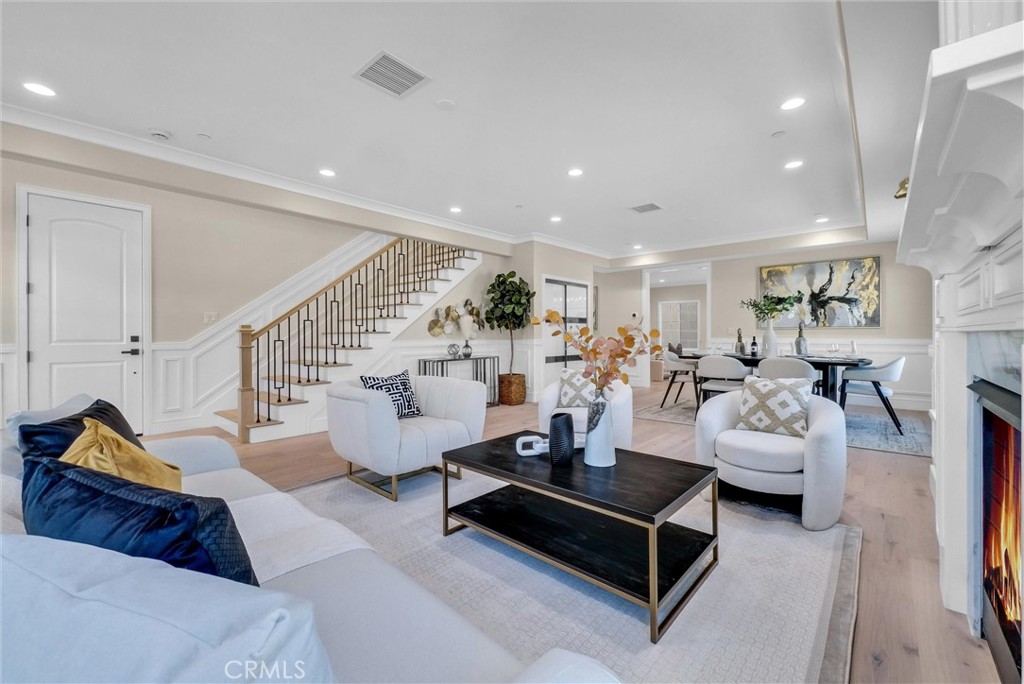 Properties 3 6819 Oak Avenue