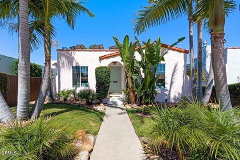 Photo of 529 S Catalina Street, Ventura, CA 93001 (MLS # V1-36620)