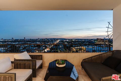 Photo of 1100 Alta Loma Road #1405, West Hollywood, CA 90069 (MLS # 26668007)