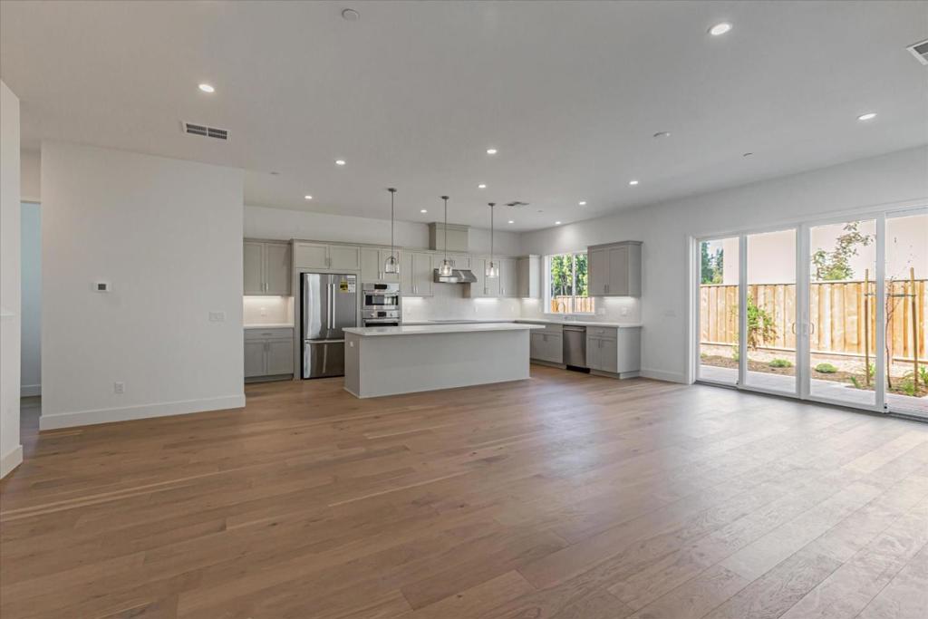 328 Isabelline Court