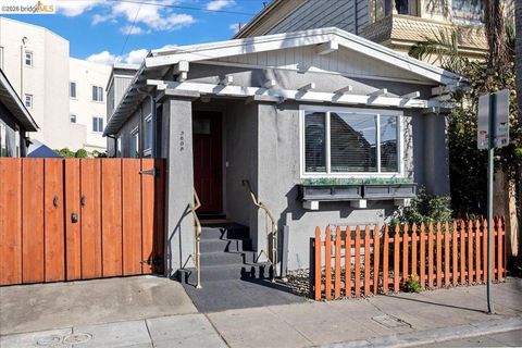 Photo of 3608 Adeline St St, Emeryville, CA 94608 (MLS # 41128662)
