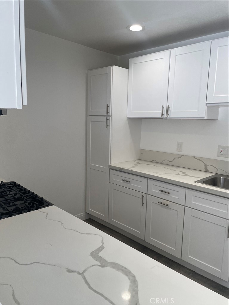 6600 Warner Avenue 181