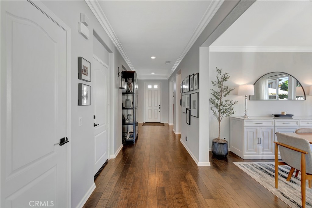 302 Summit Crest Drive