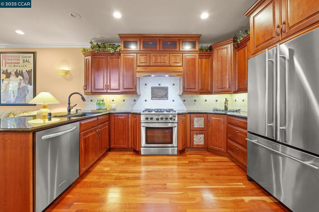 BLACK DIAMOND - Residential