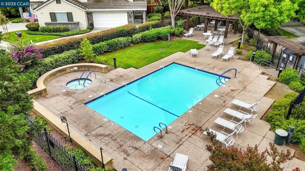 BLACK DIAMOND - Residential