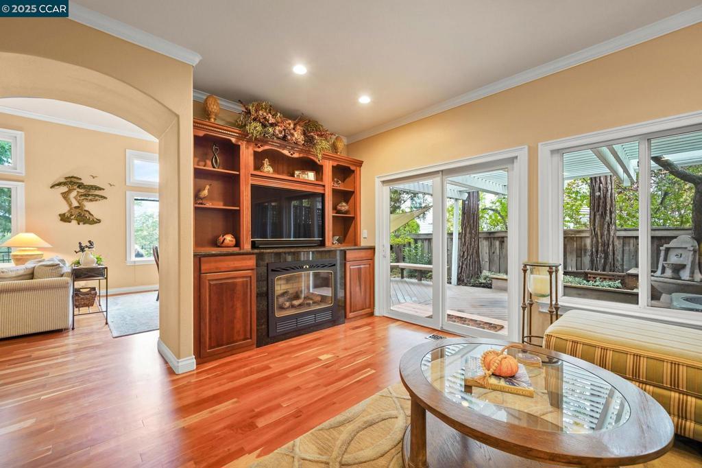 BLACK DIAMOND - Residential