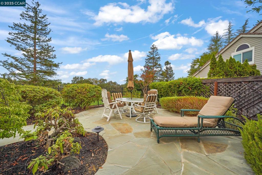 BLACK DIAMOND - Residential