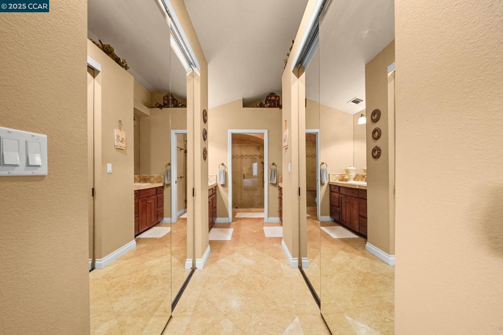 BLACK DIAMOND - Residential