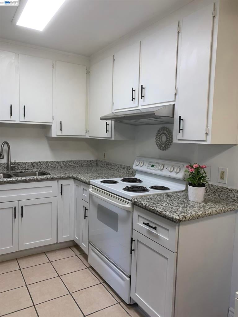 680 Fargo Ave 13