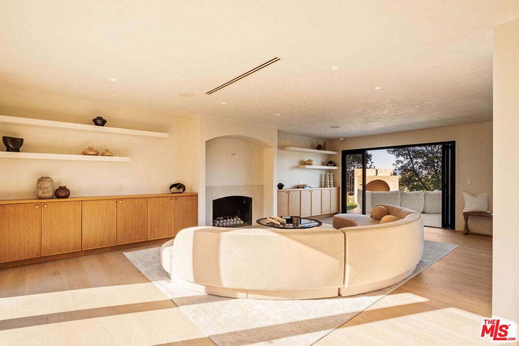 11351 Dona Lisa Drive