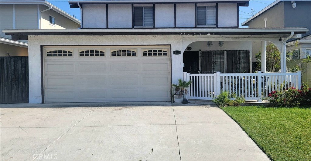 838 E Calbas Street