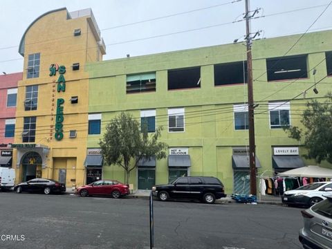 Photo of 1015 Crocker Street #S09, Los Angeles, CA 90013 (MLS # P1-26217)