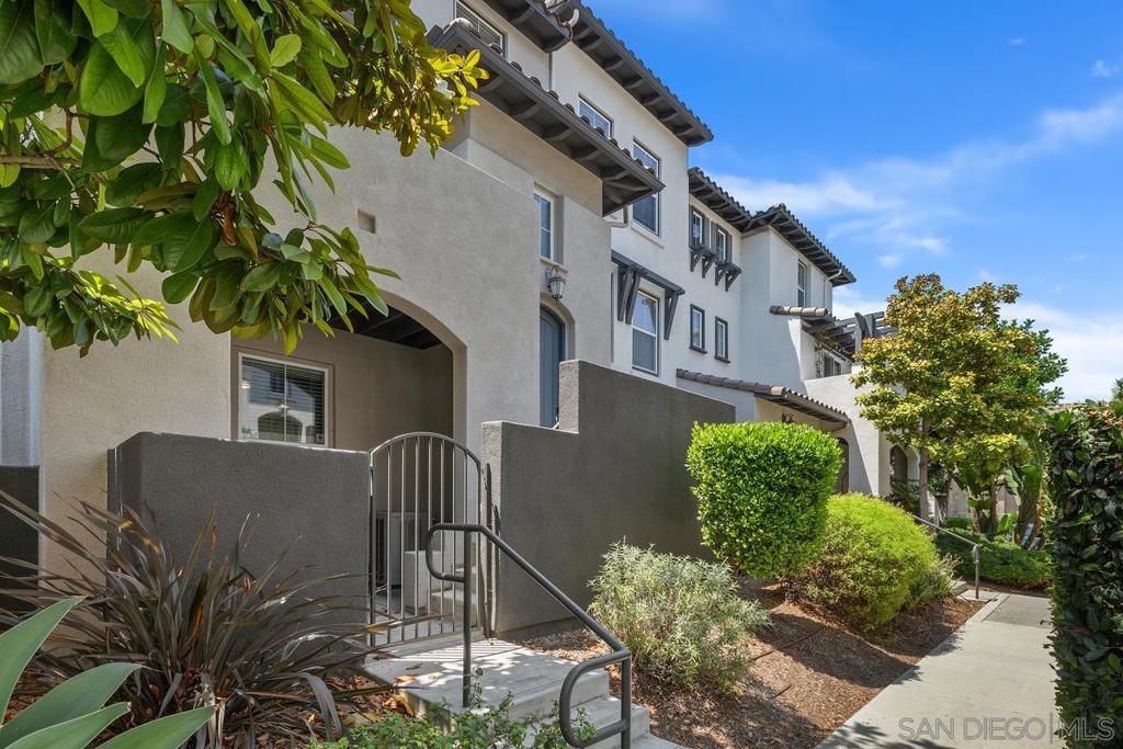 Location & a fabulous unit too! Beautiful 3 bed, 3.5 bath unfurnished condo in the heart of Agave in Windingwalk. So close to the pool, yet far enough away to be quiet & peaceful. Great community, so many amenities. Centrally located to so much in Chula Vista. 3 stories: living areas, balcony, laundry rm & 1/2 bath on 2nd flr. 1 bedroom on 1st flr, 2 bedrooms on 3rd flr. Each has it's own bathroom. Hdwood flrs w/tile in the bathrooms. Lg, kitchen w/granite counters & a big island. 2 car gar, AC, fans in bedrooms & living/dining area. SS kitchen appliances. Lots of storage. Some photos have been virtually staged.