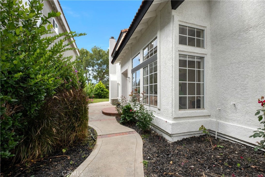 24732 Via Del Oro