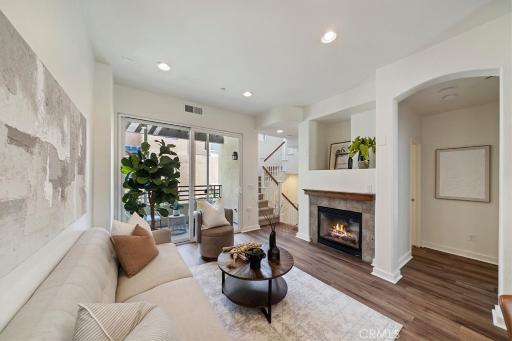 2868 Escala Circle