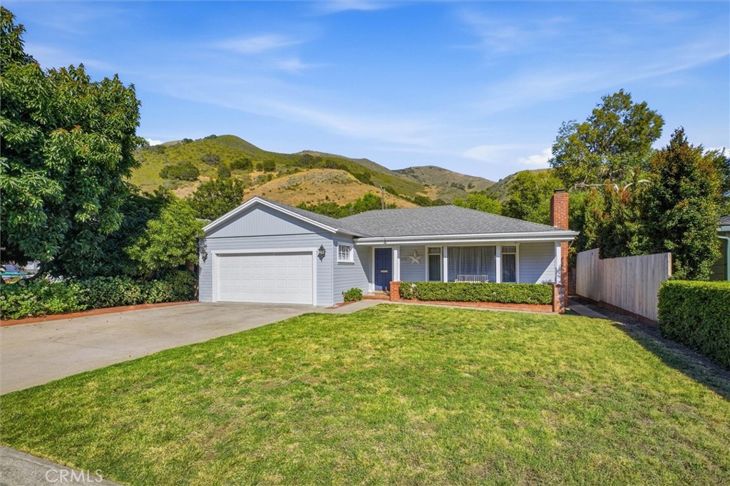 1879 San Luis Drive