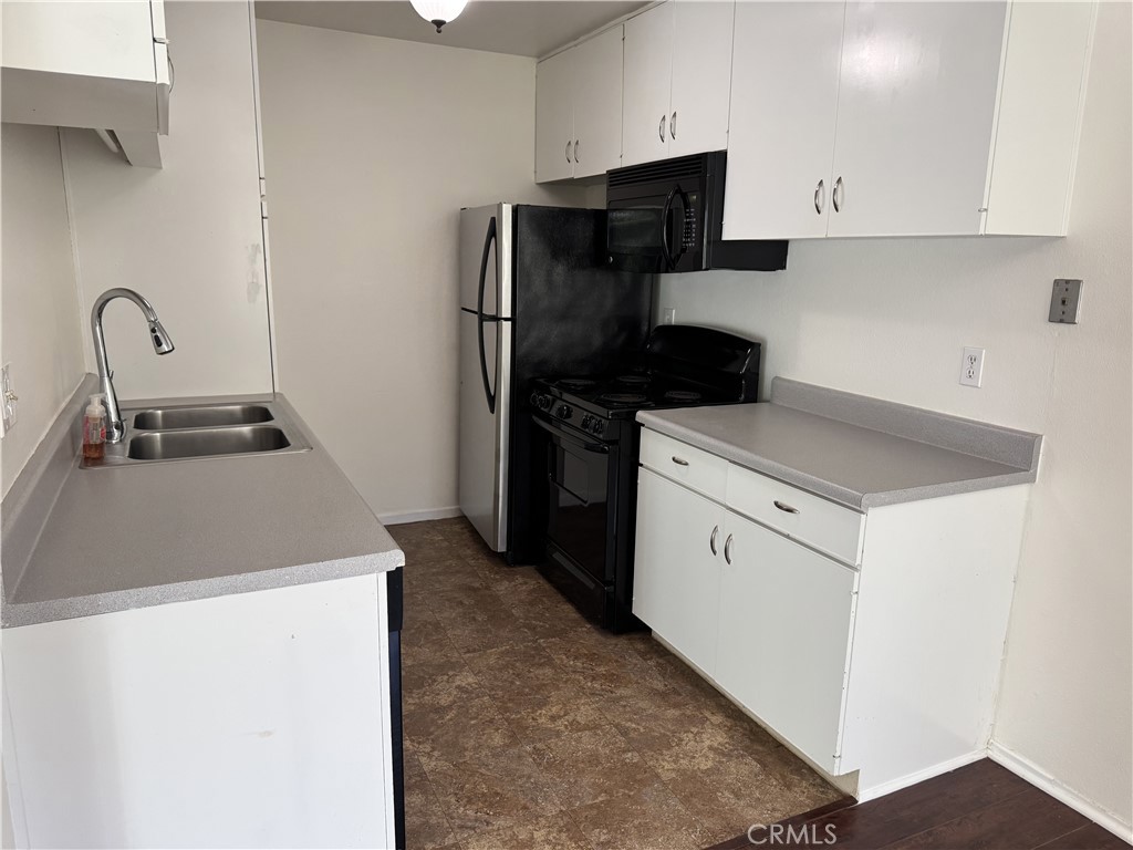 374 S Miraleste Drive 413