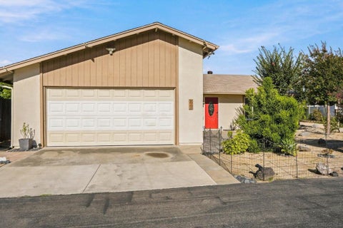 Photo of 833 W Chase AVE, El Cajon, CA 92020 (MLS # 260015129SD)
