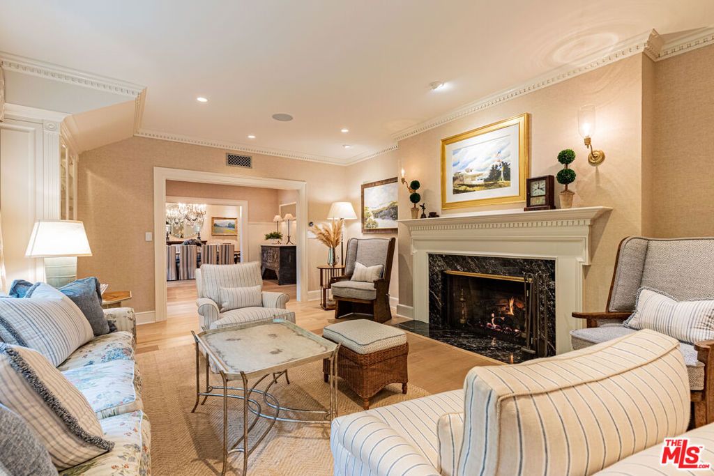Photo of 1417 Capri Drive, Pacific Palisades, CA 90272 (MLS # 25598809)