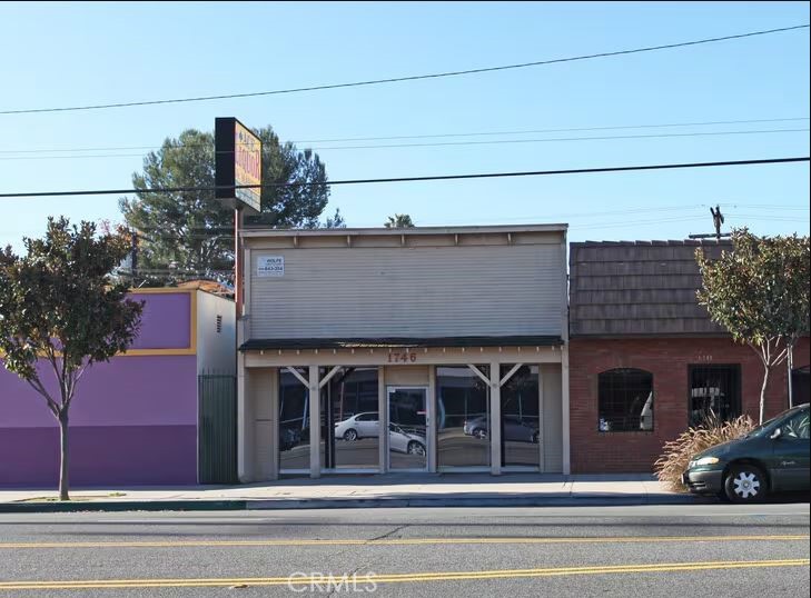 Prime Glendale Commercial Space – First Time on Market in 30+ Years! An exceptional opportunity to own a versatile commercial building in a prime Glendale location, perfect for any type of office or retail business. First time on the market in over 30 years, this property offers an ideal setting for businesses to thrive and grow. Situated in a central, high-traffic area with excellent visibility, the building is within walking distance of popular shops and restaurants, creating a vibrant environment for clients and employees alike. Easy freeway access ensures convenience for commuting and customer visits. With a motivated seller, this is an excellent opportunity for investors or business owners to secure a property in one of Glendale’s most desirable commercial areas. Don’t miss out on this rare offering – schedule a viewing today!
