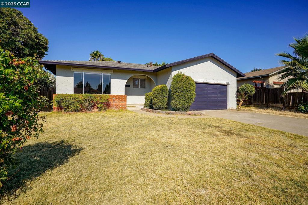 2928 El Monte Way