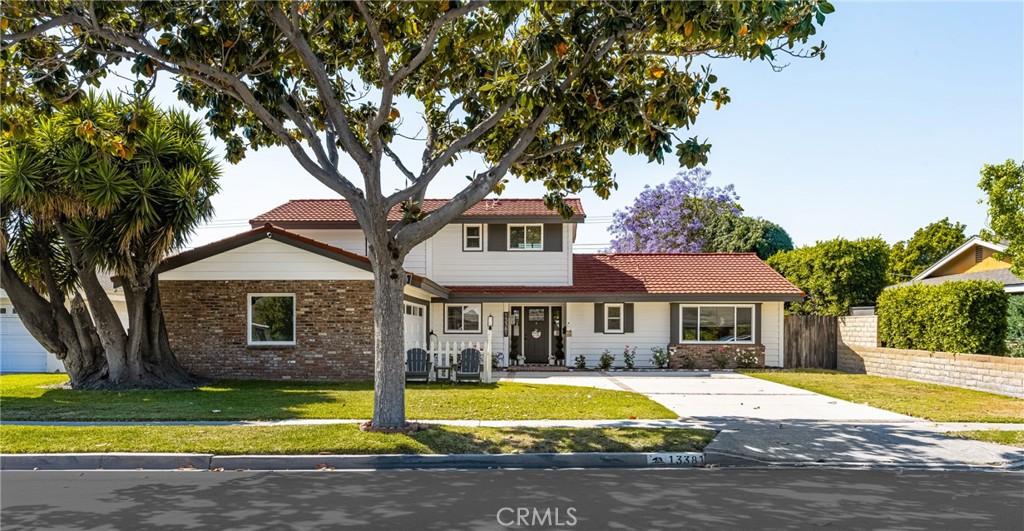 13381 Del Cerro Drive