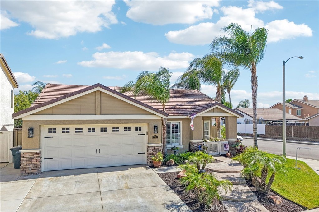 1201 Lilac Ridge Drive