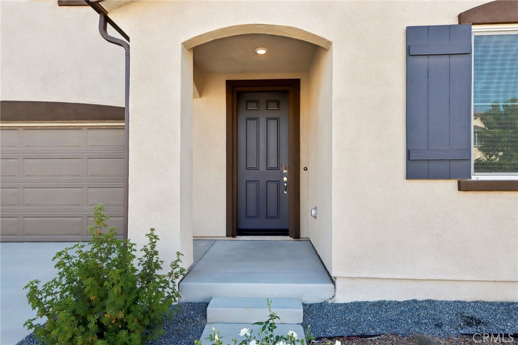 19508 Hanging Rock Road