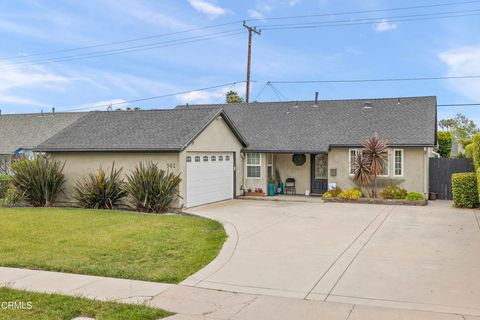 Photo of 501 Redwood Avenue, Ventura, CA 93003 (MLS # V1-32756)