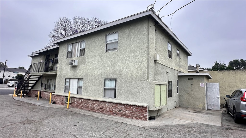 10241 Ruoff Avenue