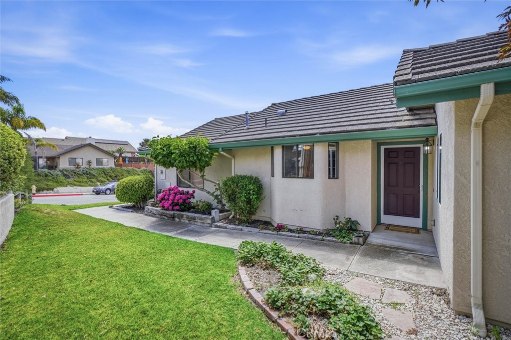407 Chaparral