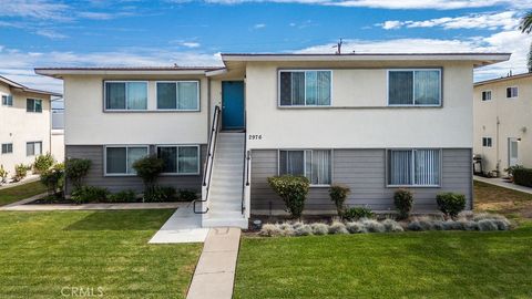 2976 Royal Palm Drive Costa Mesa CA 92626