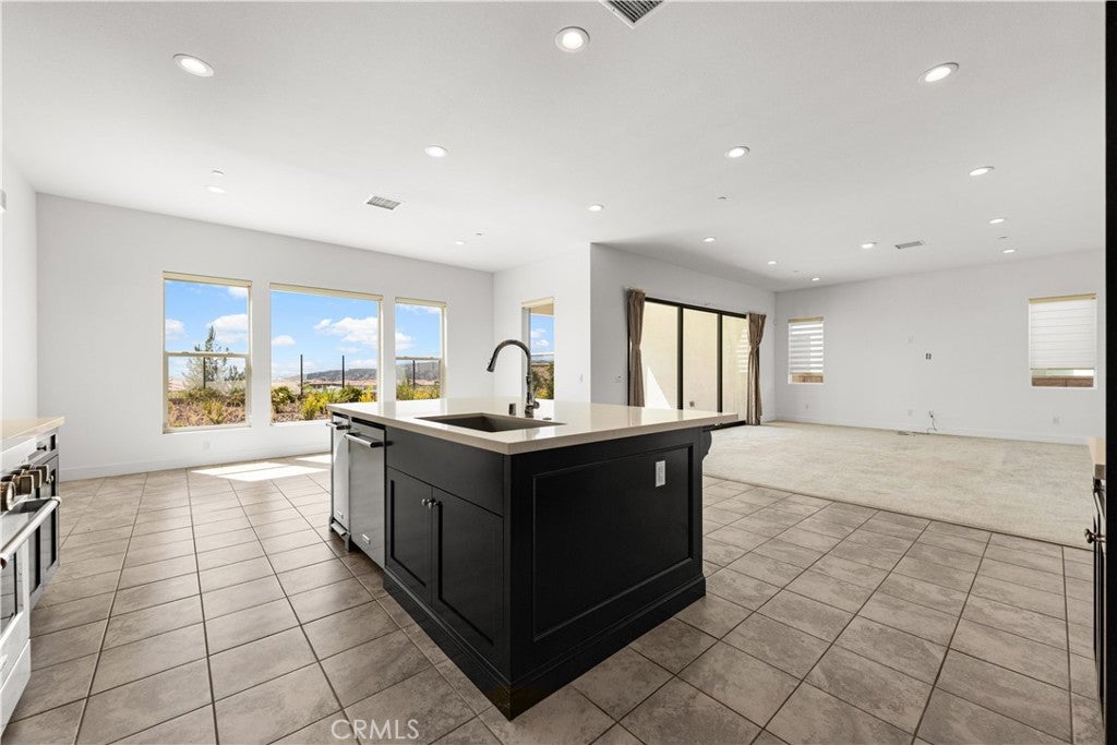 20756 W Bluebird Court