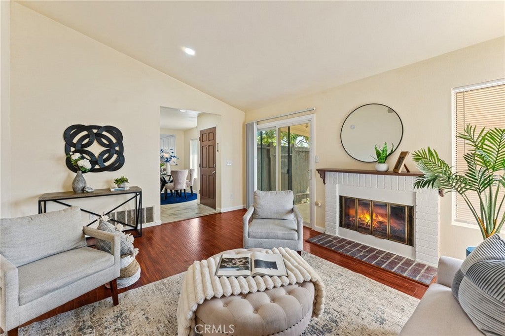 15797 Paine