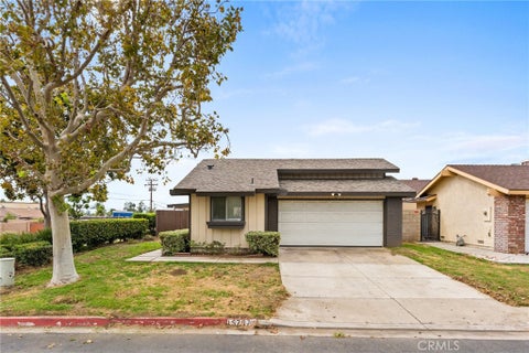 Photo of 15797 Paine ST, Fontana, CA 92336 (MLS # OC26196135)