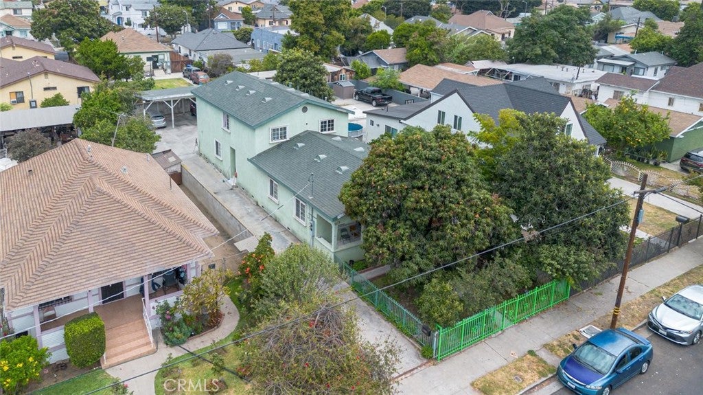 1223 E 46th