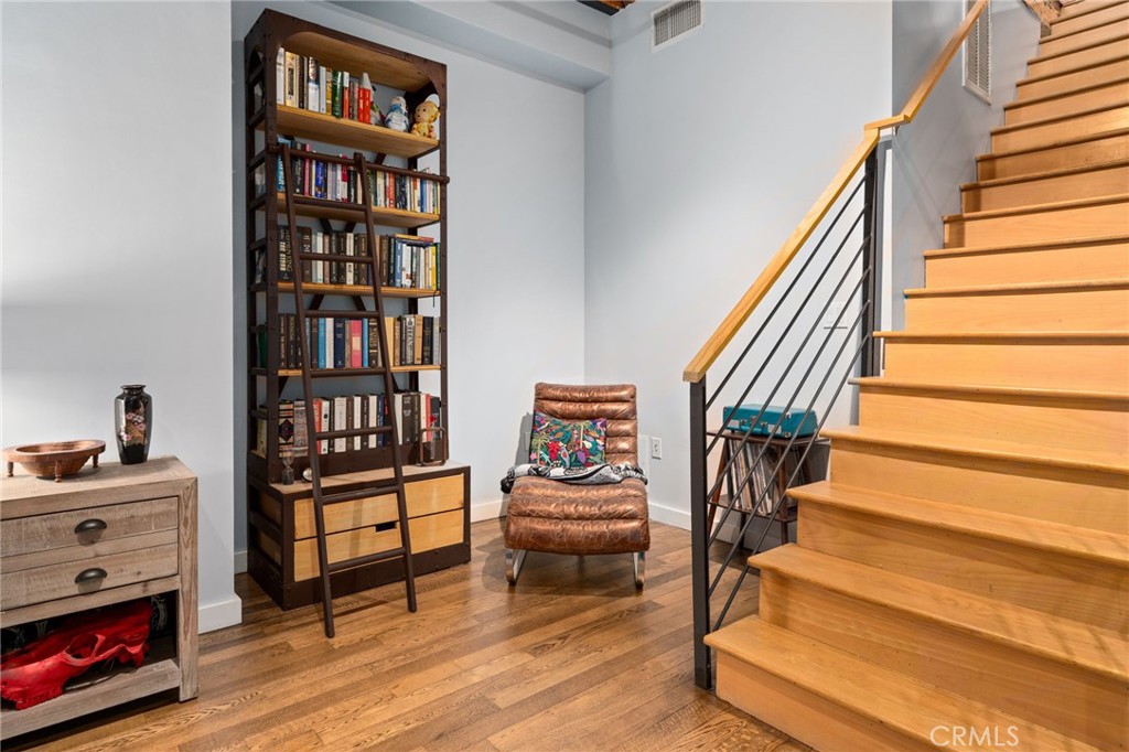 1100 E 3rd Street 205