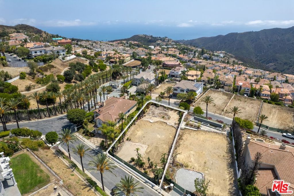 16814 Calle Bellevista