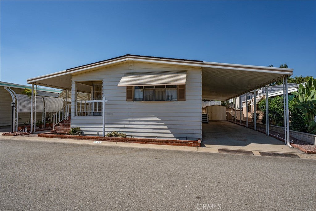 3800 N Bradford 87