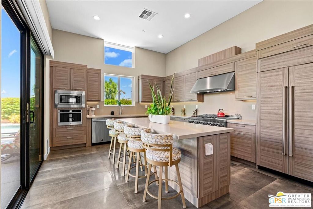 4559 Esplanade Lane