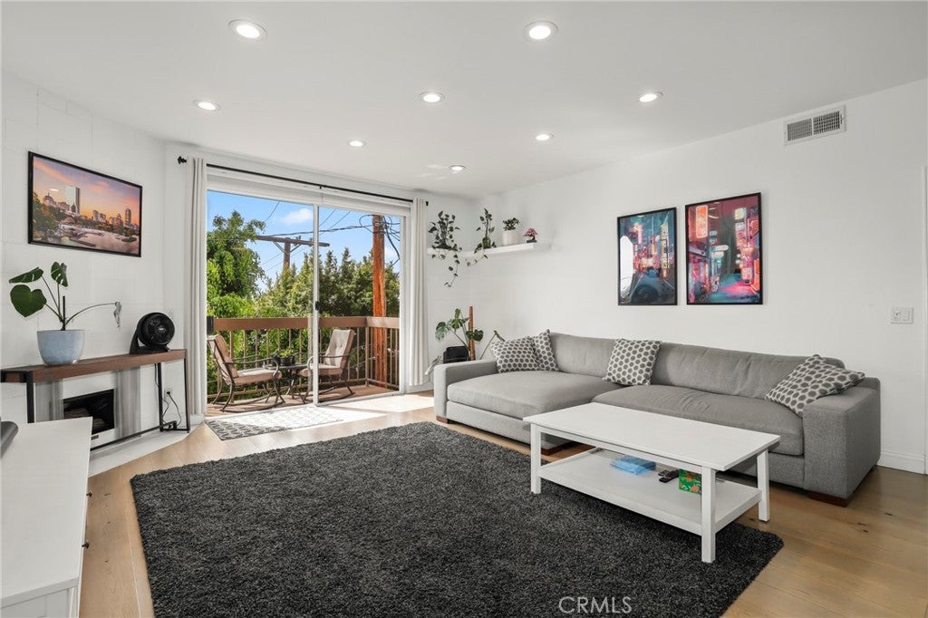 2263 Fox Hills Drive