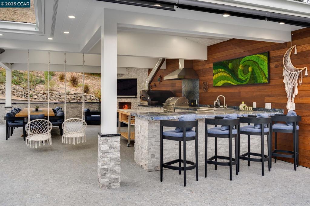 MAGEE RANCH - Residential