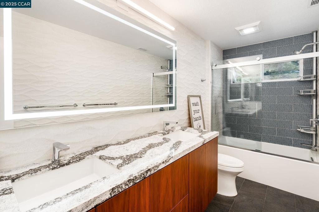 MAGEE RANCH - Residential